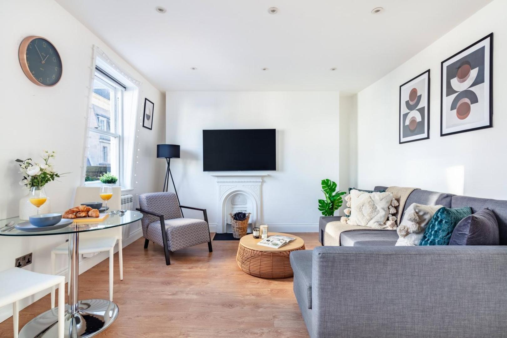 Appartement Bnbnook - Modern 1br With Balcony In The Heart Of West End